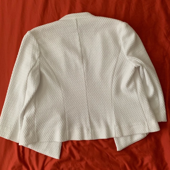 💄Host pick💄White textured suit jacket- Alfani - Picture 3 of 8